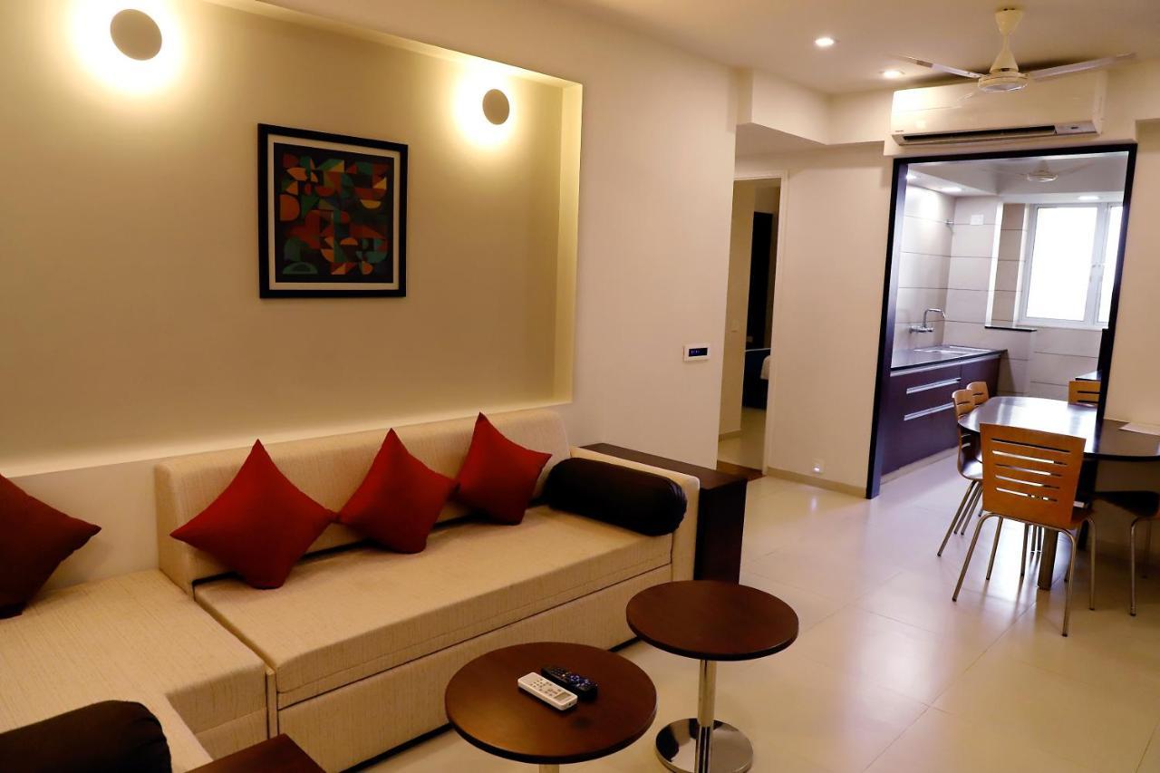 Quality Inn Patria Suites, Rajkot Exterior foto