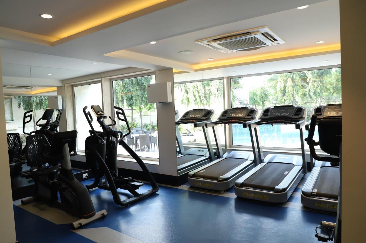 Quality Inn Patria Suites, Rajkot Exterior foto